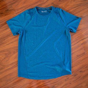 Under Armour Fitted Heat Gear Athletic Shirt